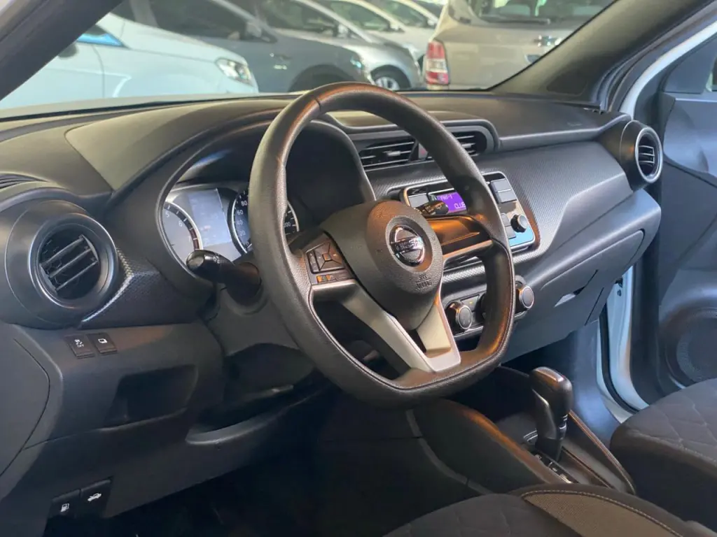 NISSAN Kicks - Foto