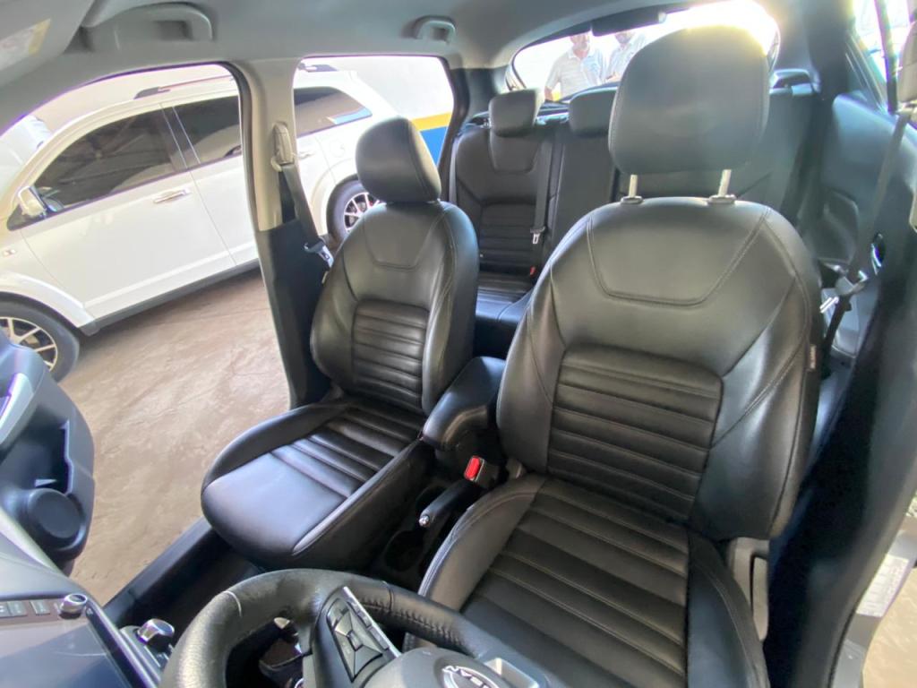NISSAN Kicks - Foto