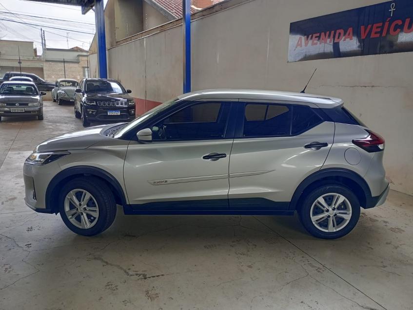 NISSAN Kicks - Foto