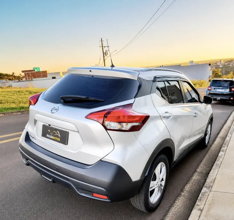 NISSAN Kicks - Foto
