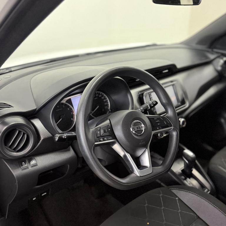 NISSAN Kicks - Foto