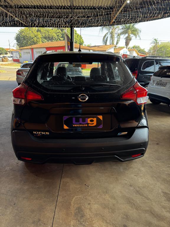 NISSAN Kicks - Foto