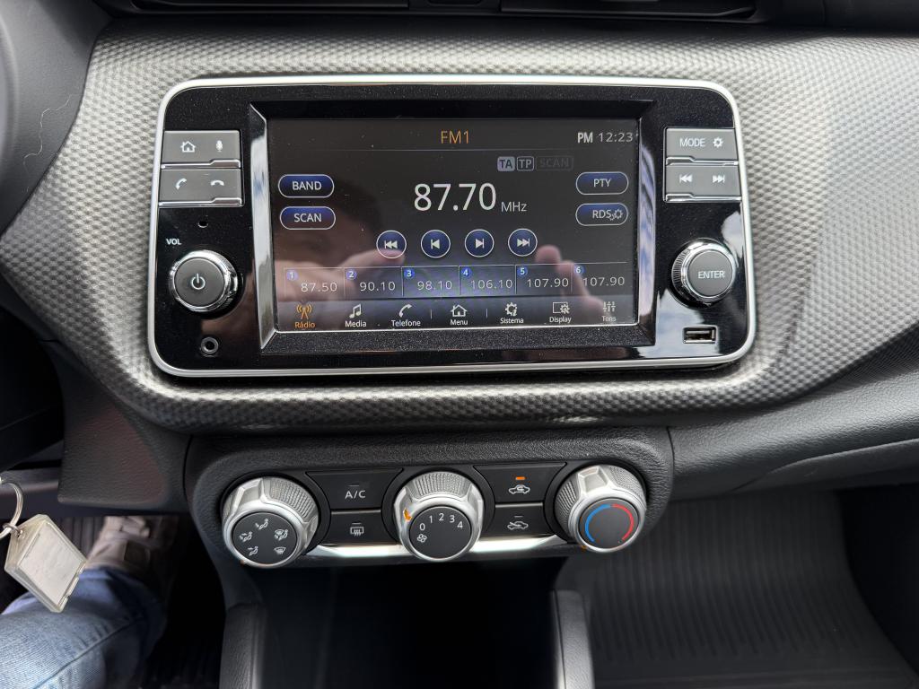 NISSAN Kicks - Foto