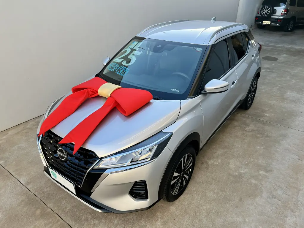 NISSAN Kicks Play