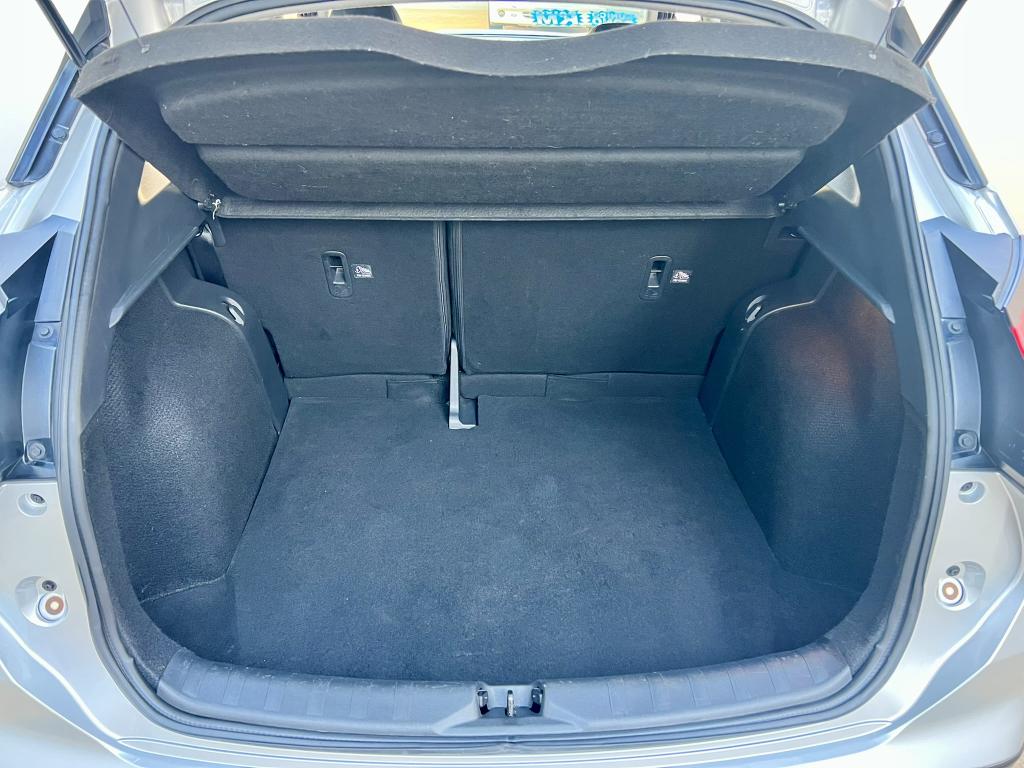 NISSAN Kicks Play - Foto