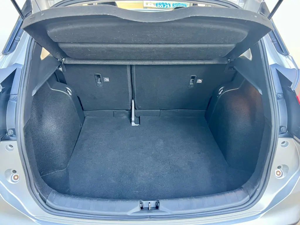 NISSAN Kicks Play - Foto