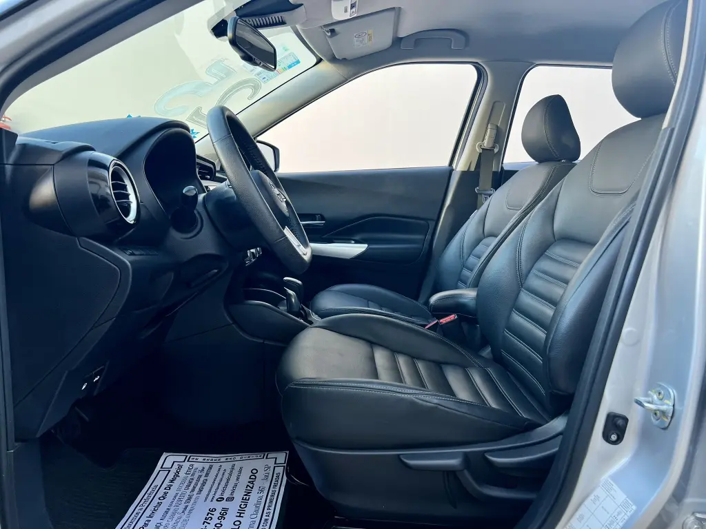 NISSAN Kicks Play - Foto