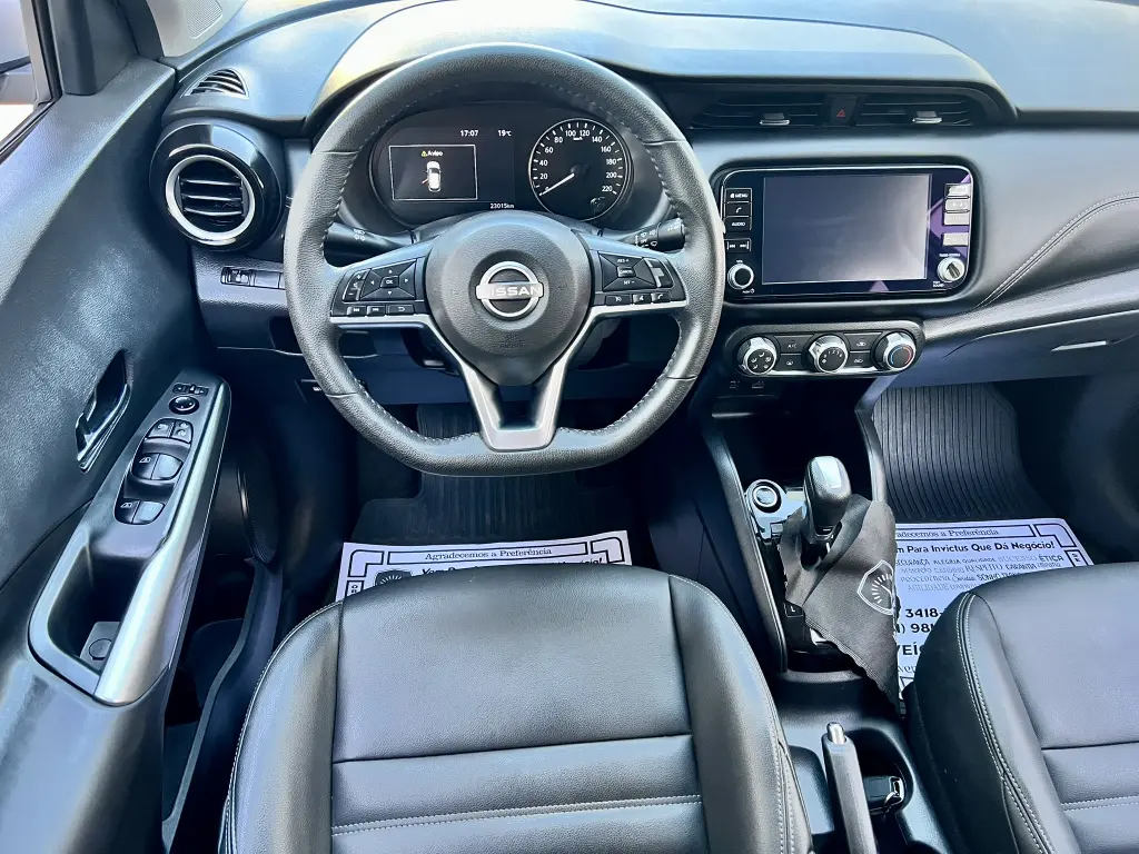 NISSAN Kicks Play - Foto