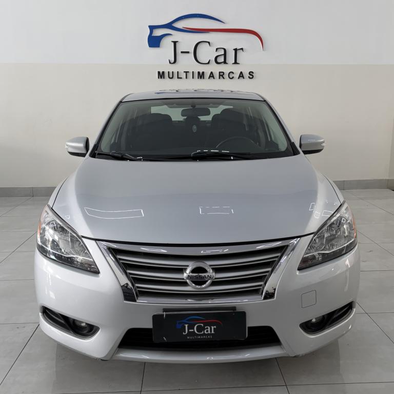 NISSAN Sentra - Foto
