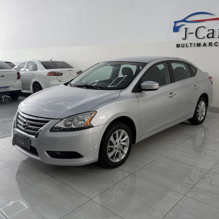 NISSAN Sentra - Foto
