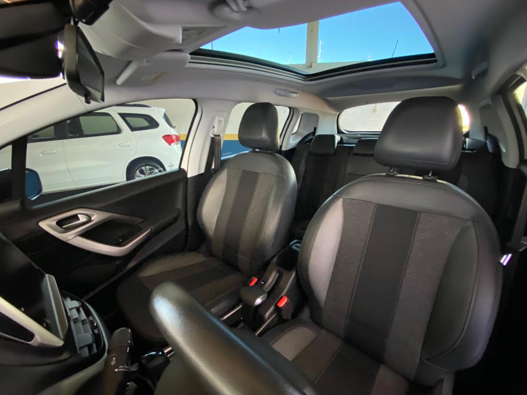 PEUGEOT 2008 - Foto