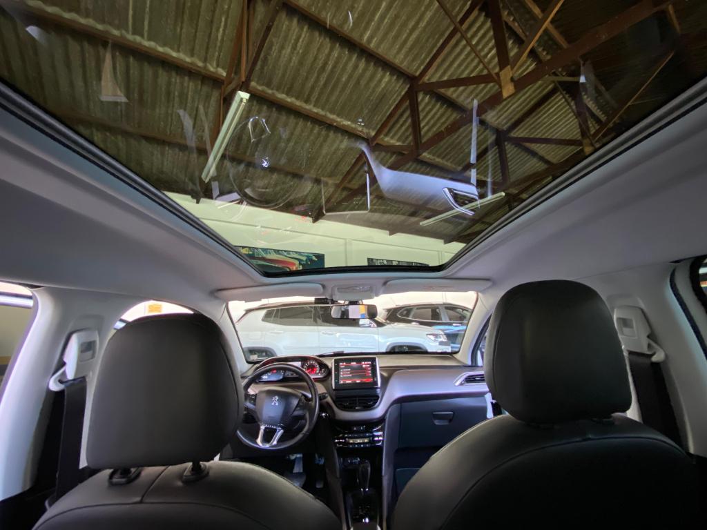 PEUGEOT 2008 - Foto