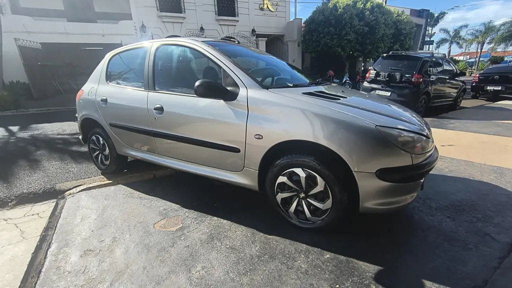 PEUGEOT 206 - Foto