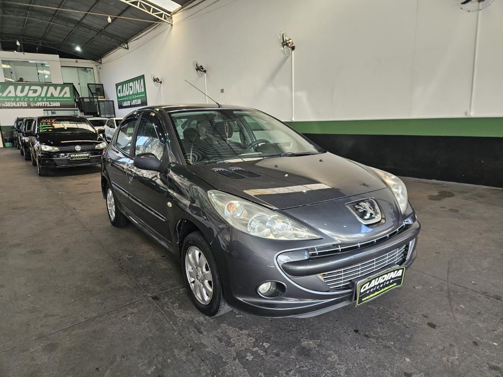 PEUGEOT 207 Hatch - Foto