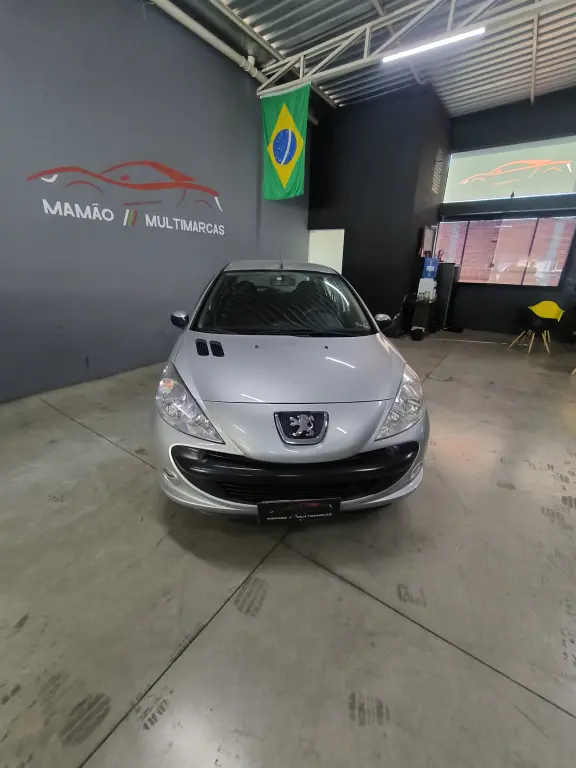 PEUGEOT 207 Hatch - Foto