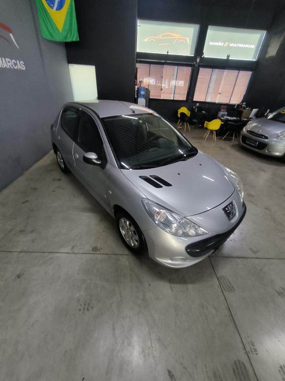 PEUGEOT 207 Hatch - Foto