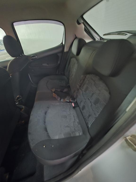 PEUGEOT 207 Hatch - Foto