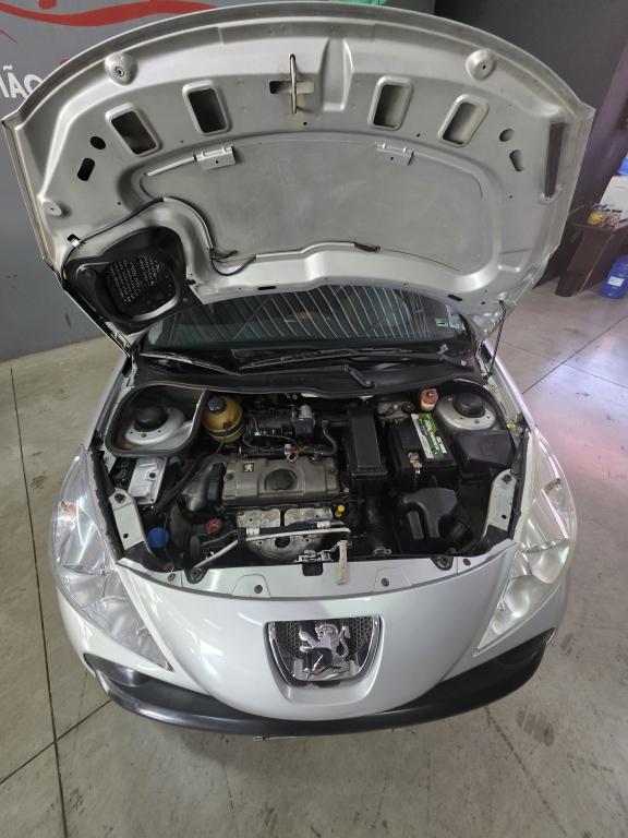 PEUGEOT 207 Hatch - Foto