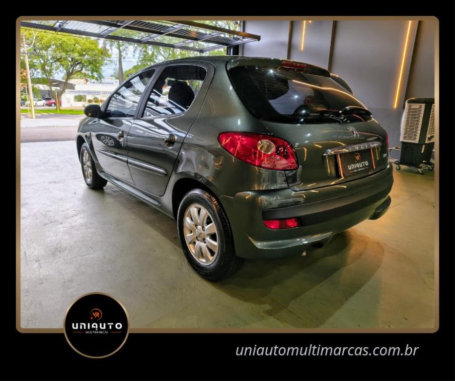 PEUGEOT 207 Hatch - Foto