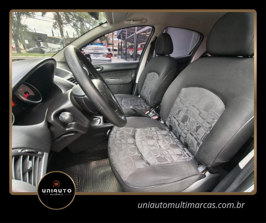 PEUGEOT 207 Hatch - Foto