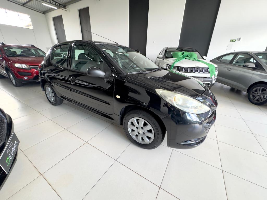 PEUGEOT 207 Hatch - Foto