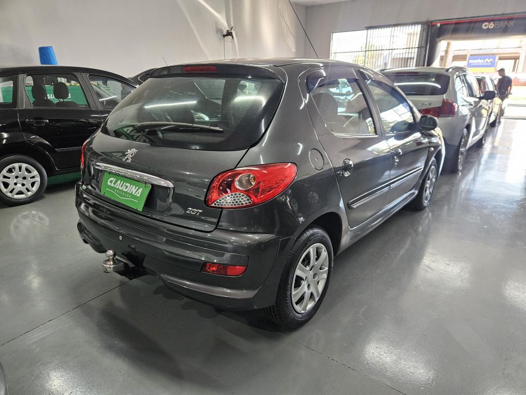PEUGEOT 207 Hatch - Foto