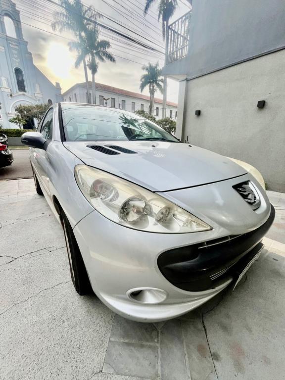 PEUGEOT 207 Hatch - Foto