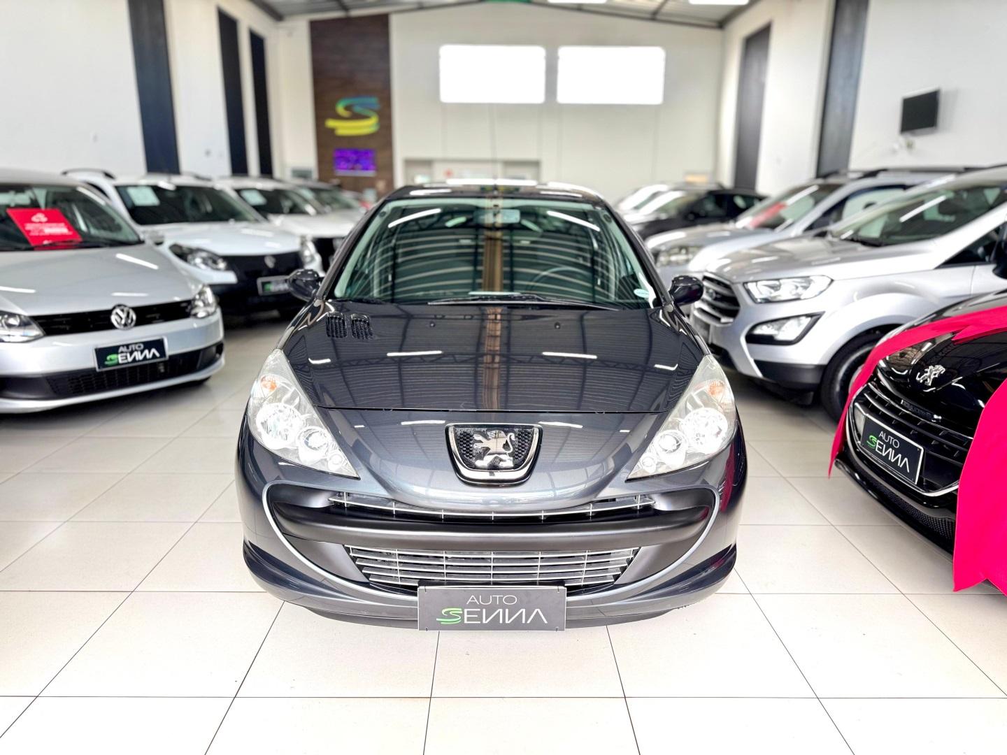 PEUGEOT 207 Hatch - Foto