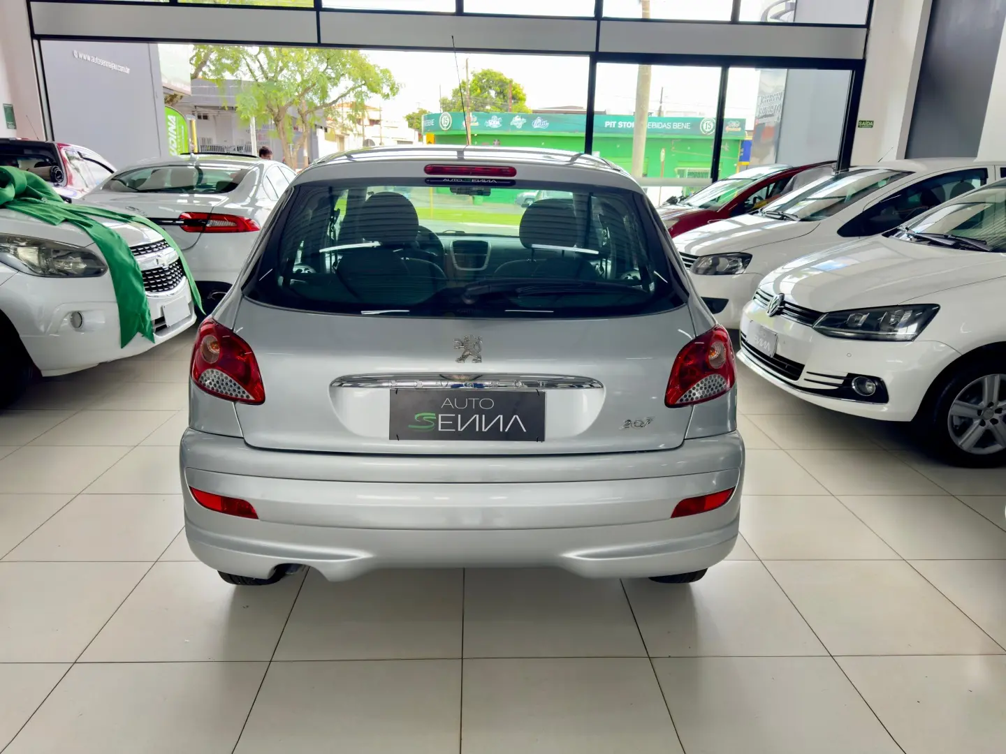 PEUGEOT 207 Hatch - Foto