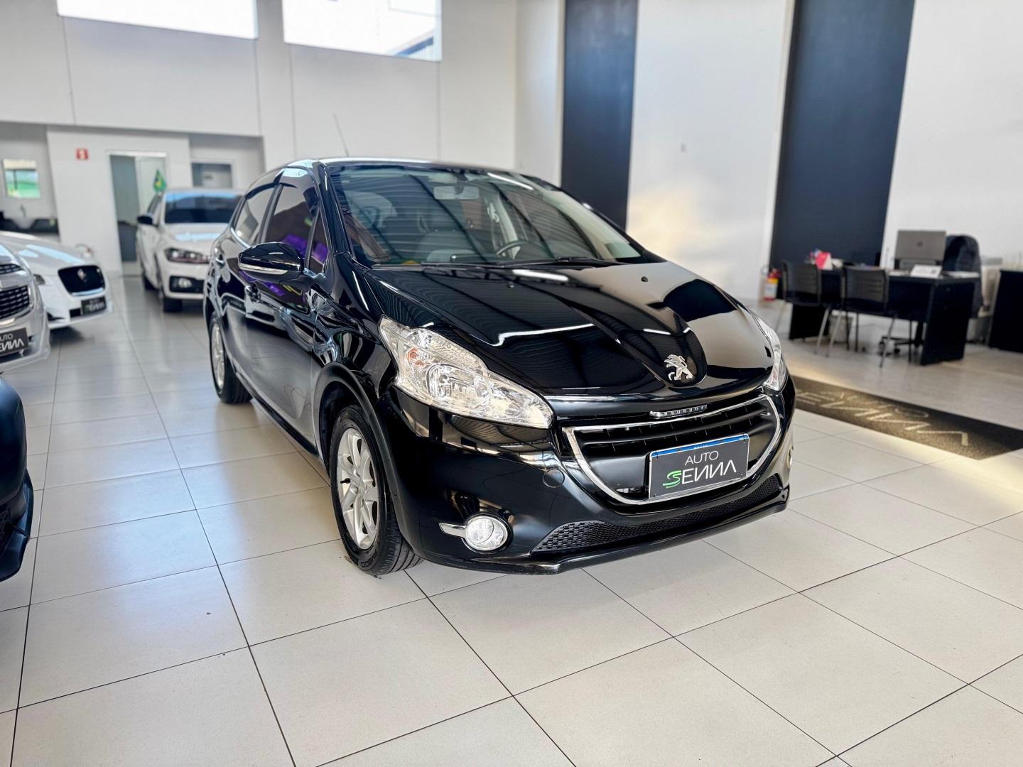 PEUGEOT 208 - Foto