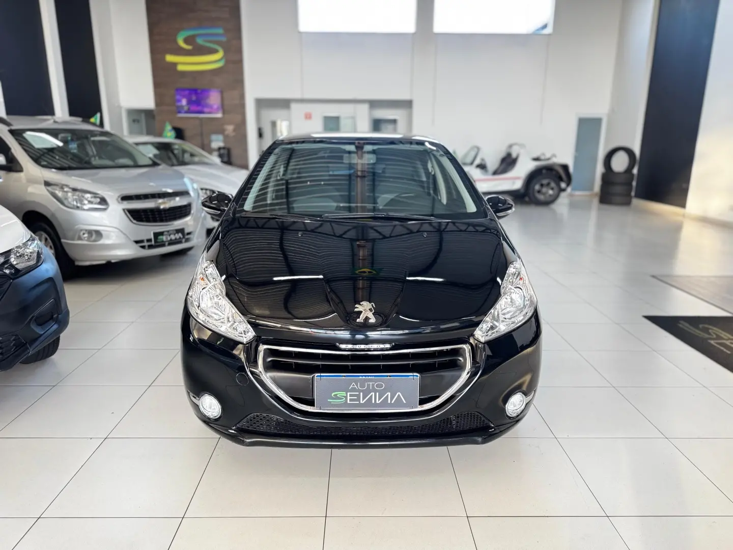 PEUGEOT 208 - Foto