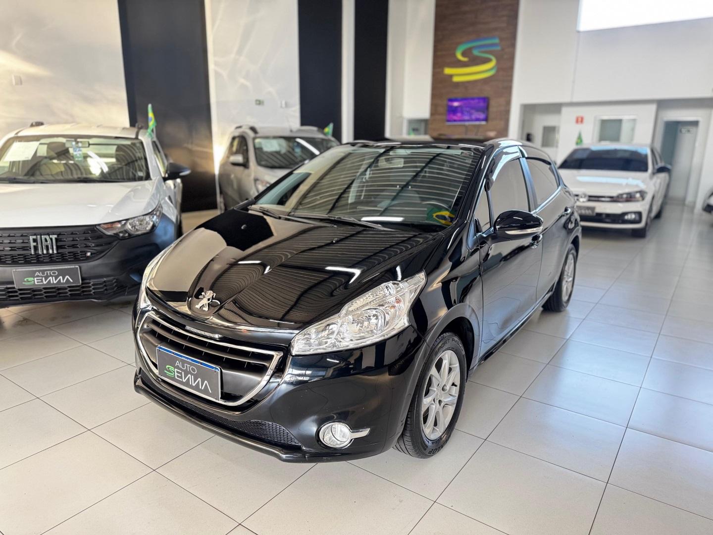 PEUGEOT 208 - Foto