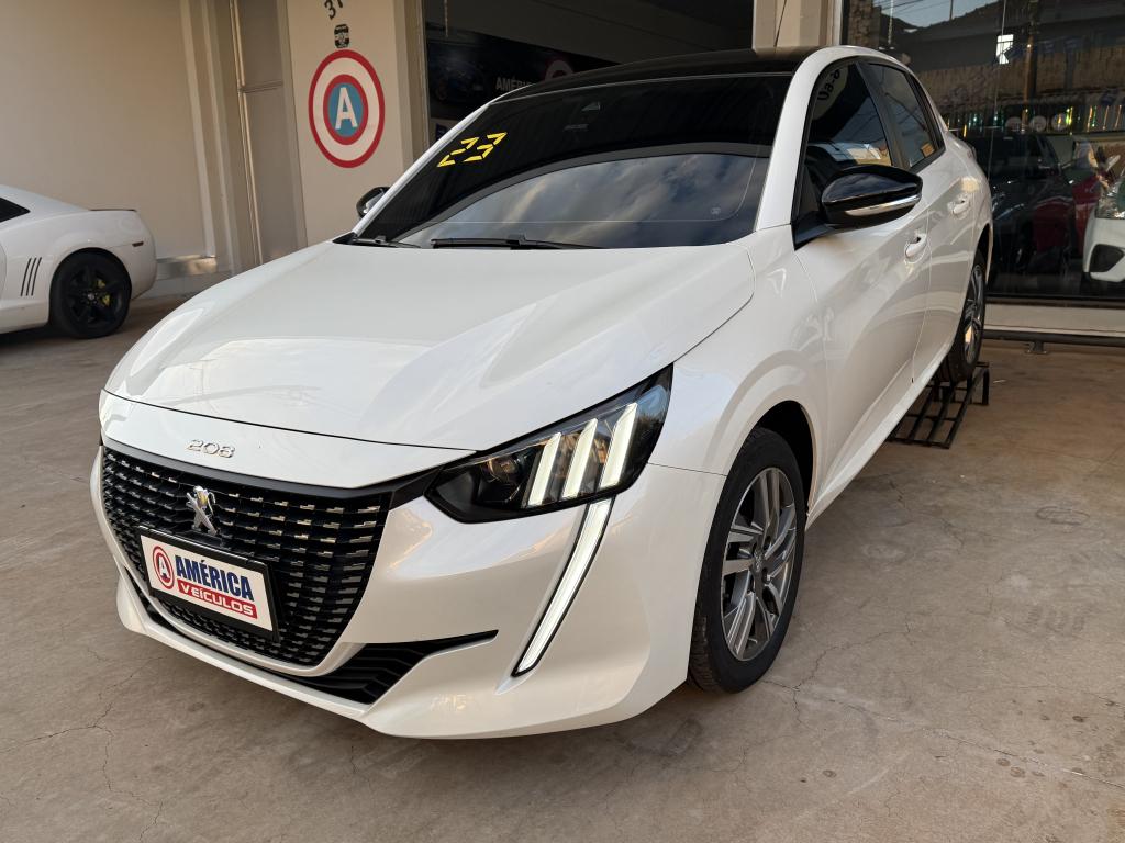 PEUGEOT 208 - Foto