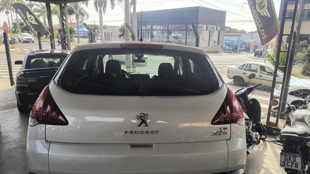 PEUGEOT 3008 - Foto