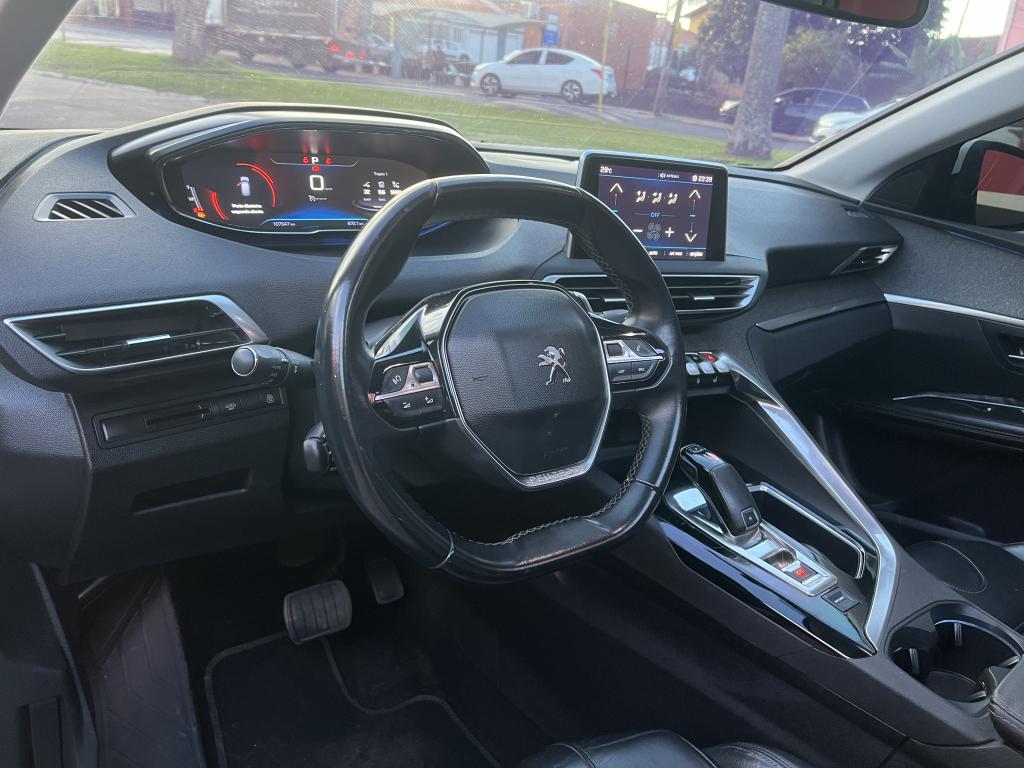 PEUGEOT 3008 - Foto