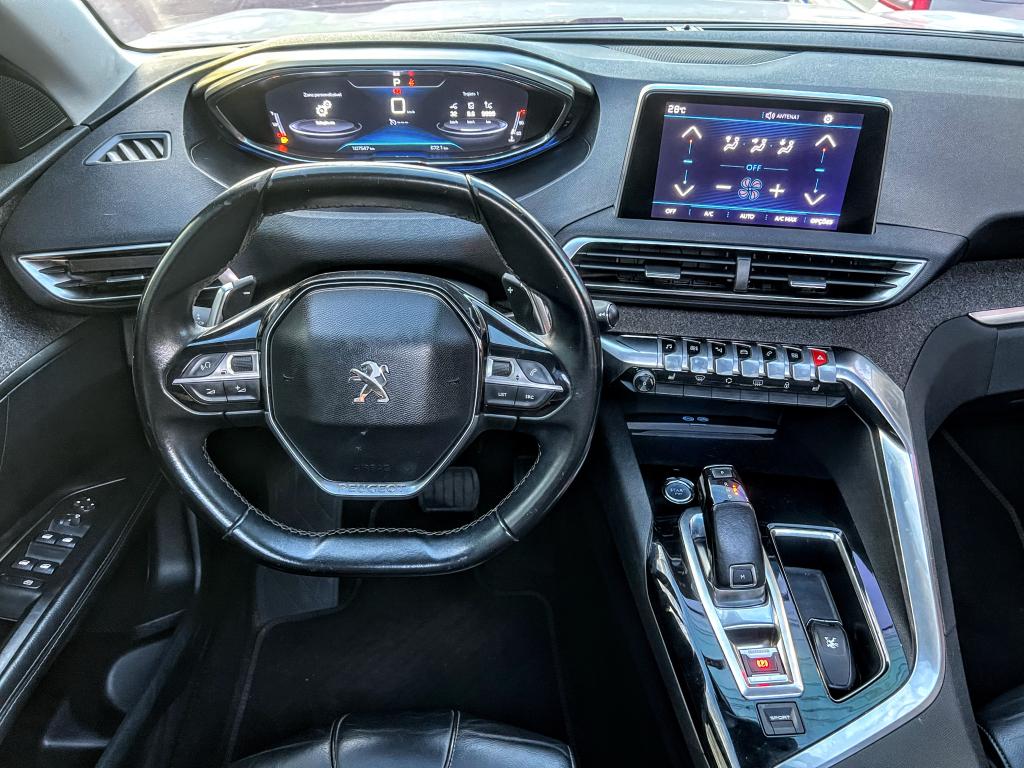PEUGEOT 3008 - Foto