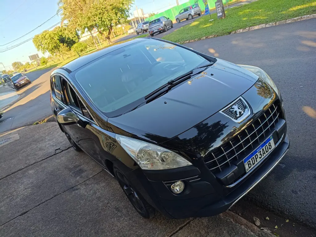 PEUGEOT 3008 - Foto