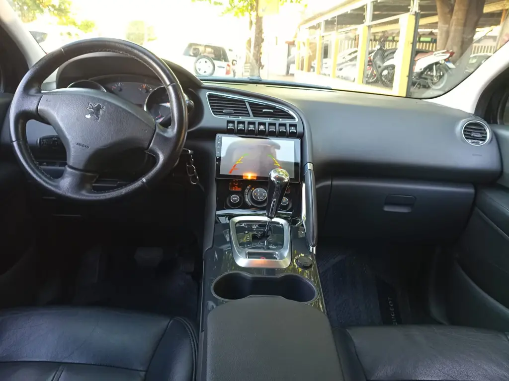 PEUGEOT 3008 - Foto
