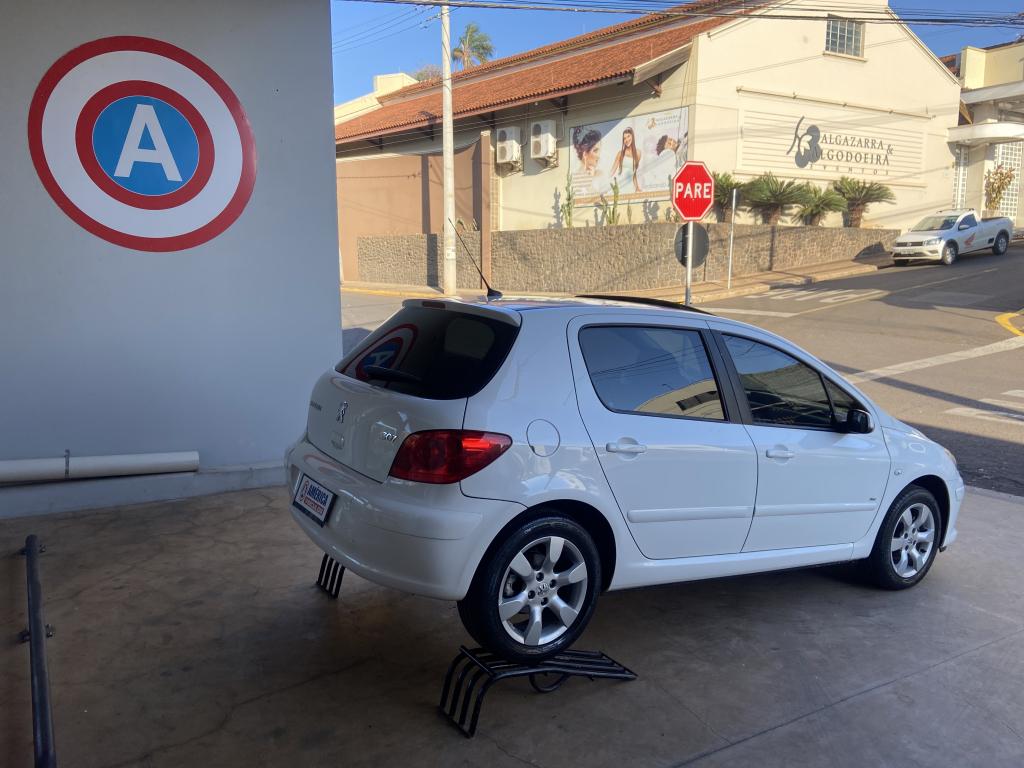 PEUGEOT 307 Hatch - Foto