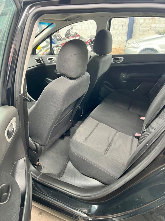 PEUGEOT 307 Hatch - Foto