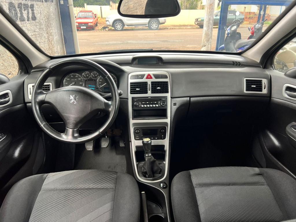 PEUGEOT 307 Hatch - Foto