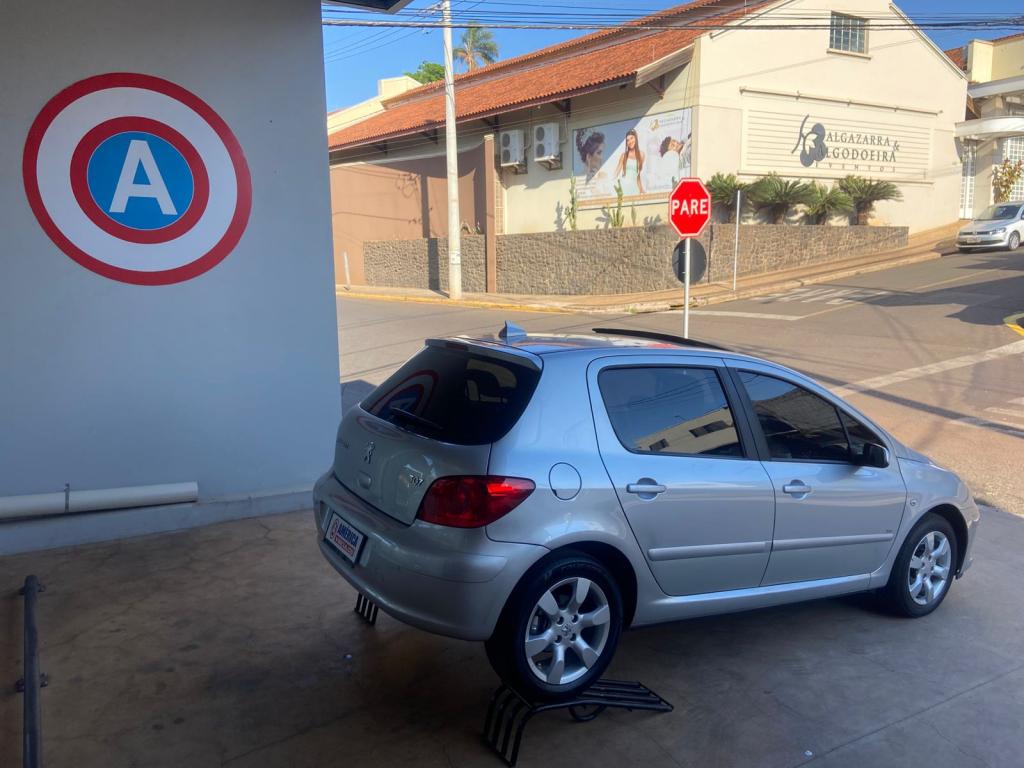 PEUGEOT 307 Hatch - Foto