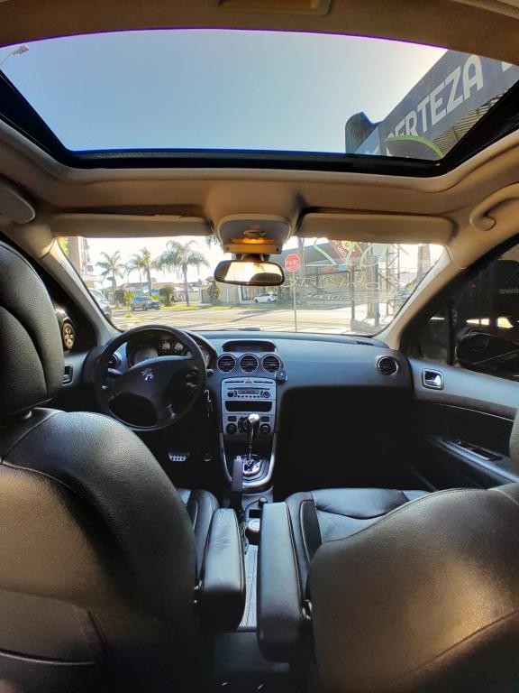 PEUGEOT 408 Sedan - Foto