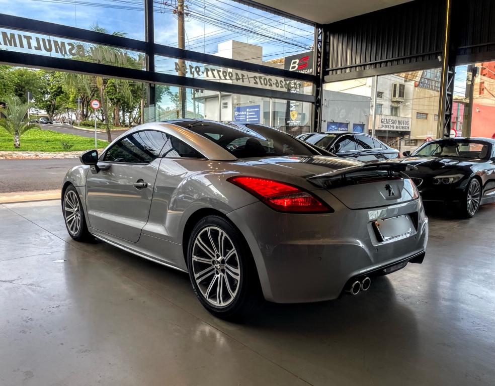 PEUGEOT RCZ - Foto