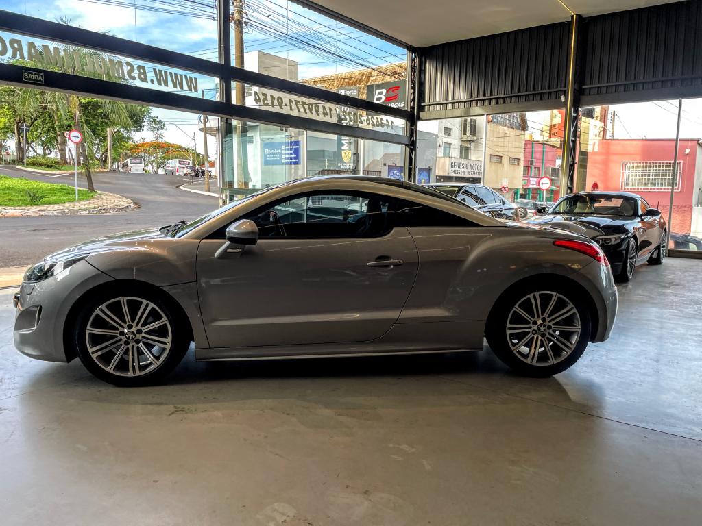 PEUGEOT RCZ - Foto