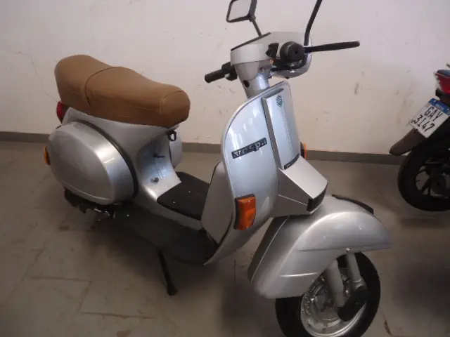 PIAGGIO Vespa - Foto
