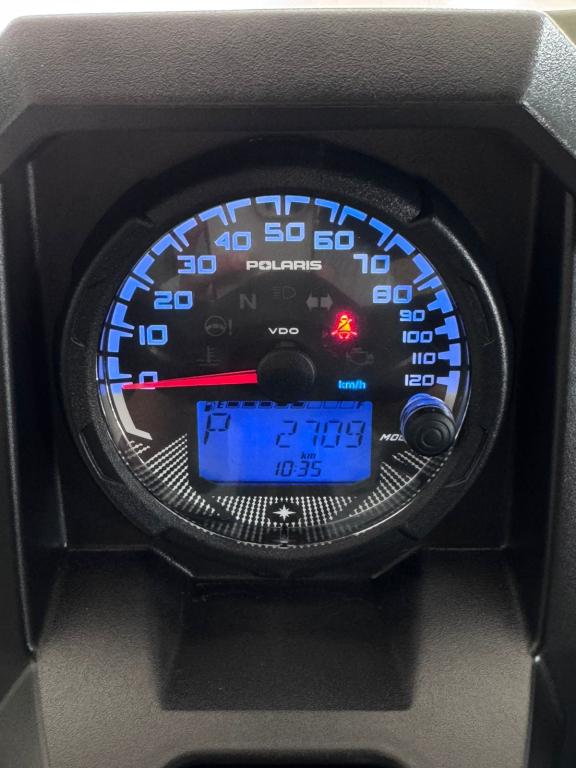 POLARIS Ranger 570 - Foto