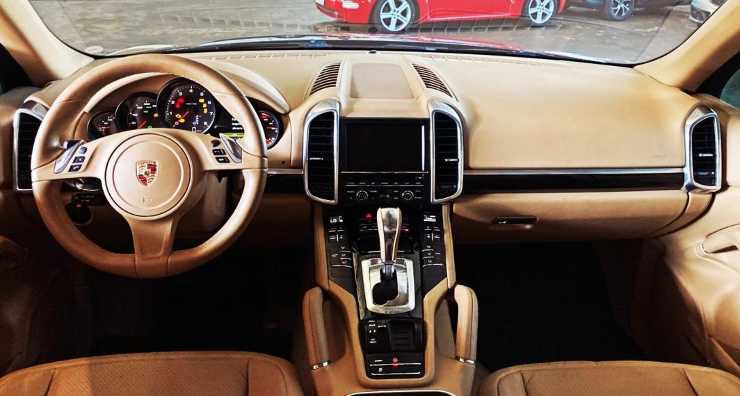 PORSCHE Cayenne - Foto