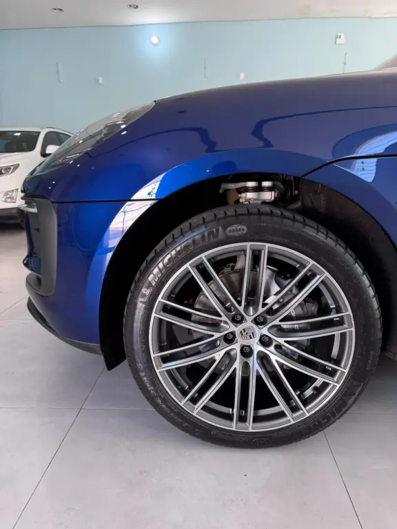 PORSCHE Macan - Foto