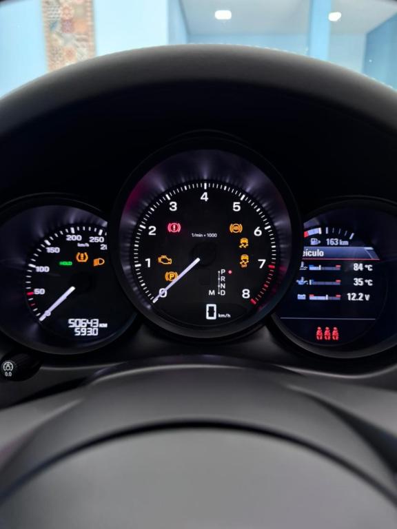 PORSCHE Macan - Foto